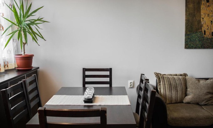Gabrovo Appartement | Апарт Пееви
