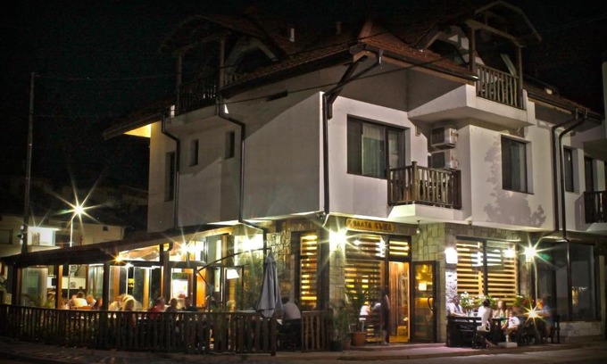 Zlatograd Maison | Бялата къща