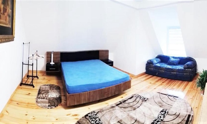 Berehove Appartement | Великі Апартаменти недалеко від Термальних Басейнів