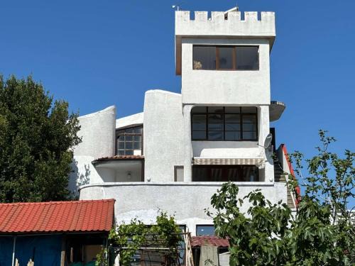 Sinemoretz Maison | Вила Кула