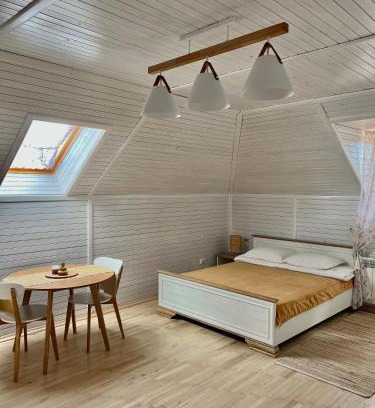 Kamenets-Podol'skiy Hôtel | Гостерія"Old Town"