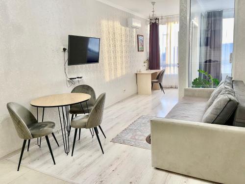Pozniaky Appartement | ЖК Славутич апарти