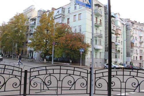 Dobrovelychkivka Appartement | Квартира в центрі Києва