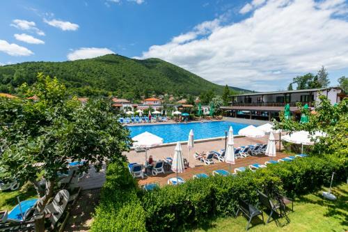 Septemvri Hôtel | Комплекс Варвара - Хотел, Аквапарк и Минерлни басейни
