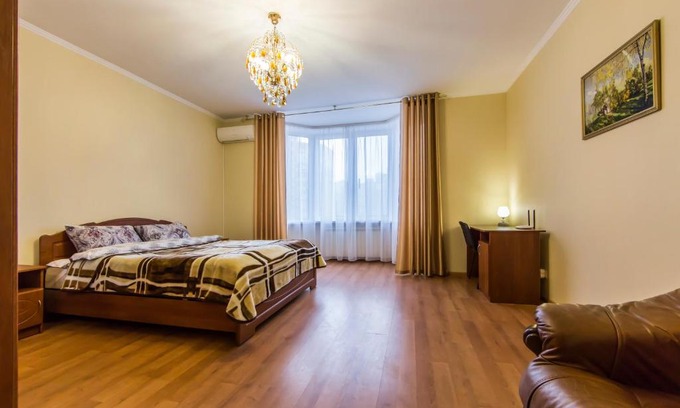 Svyatoshyns'kyi District Appartement | Комфортная двухкомнатная квартира возле метро Академгородок