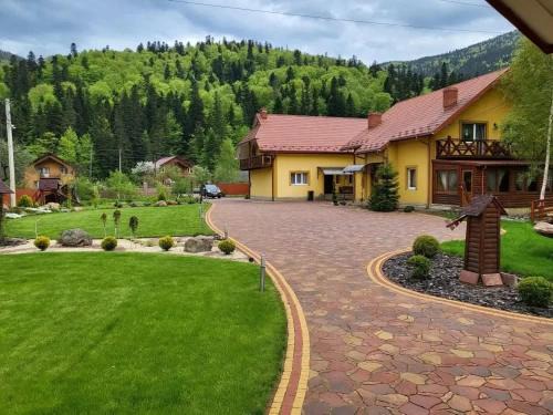 Mykulychyn Maison | Ластівчине гніздо