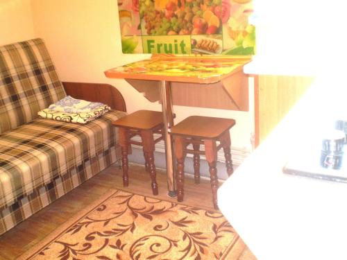 Mykolaiv Appartement | МИНИ СТУДИЯ центр Николаева Соборной-Макарова Макдональдс WI-FI 1 диван 2 этаж