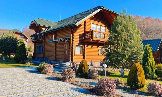 Polyana Maison | Сонячний Лаз