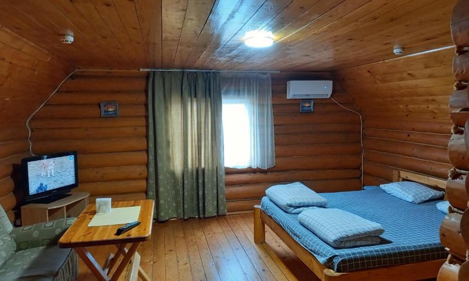 Uzhhorod Maison | "У вуйка"