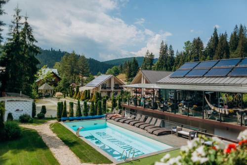 Bukovel Chalet De Ski | Шале "Ведмежий Двір"