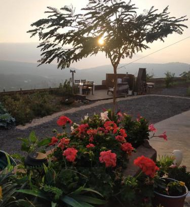 Majdal al-Shams Chalet De Ski | בקתה בגלקסיה