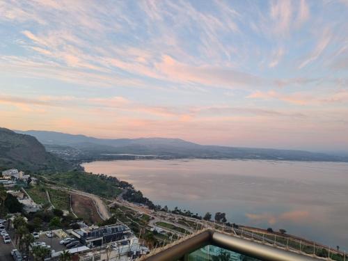 Tiberias Appartement | חלום מול נוף הכנרת