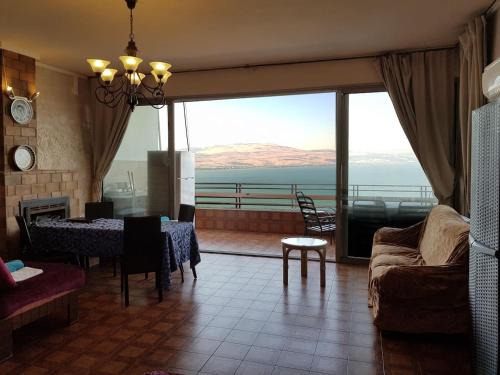 Tiberias Appartement | מיוחד קו ראשון לכנרת נוף מדהים