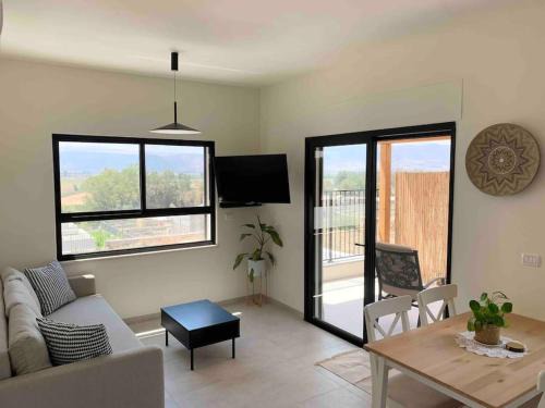 Gonen Appartement | נוף עמק החולה דירה חדשה