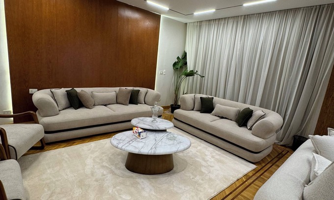 Oula Appartement | إستمتع بالاقامه في هذا المكان الهادئ والأنيق مع واي فاي ومكيف هواء ومساحات واسعة