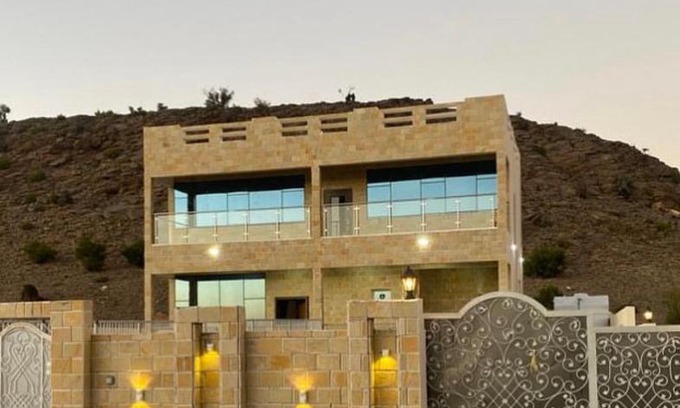 Al Hamra Chalet De Ski | استراحة العلئ جبل شمس jabal shams