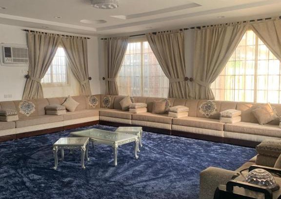 Baljurashi Appartement | استراحه روز