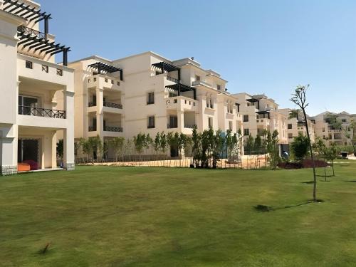 Al Alamayn Chalet De Ski | شاليه بحديقة قريه اركو لاجون العلمين الساحل الشمالي