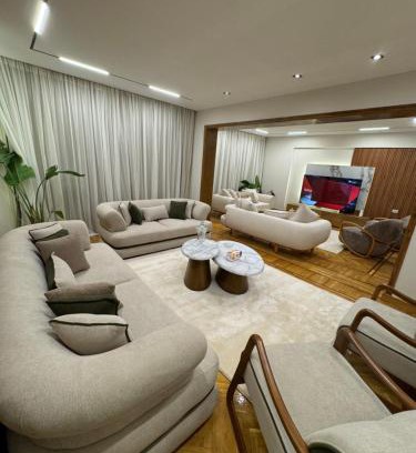 Al Duqqi Appartement | شركة مروج العقارية