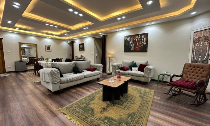 Giza Appartement | شقة عل نيل