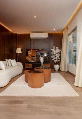 Oula Appartement | شقة فندقية اطلالة عالنيل بالكامل في قلب القاهرة بجوار الفورسيزون