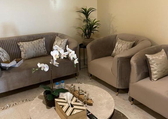 Riyad Al Khabra Appartement | شقة فندقية غرفتين نوم وغرفة معيشة ومدخل خاص وباركنج سيارة