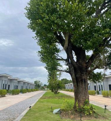 Klaeng Station Balnéaire | กลางนา รีสอร์ท
