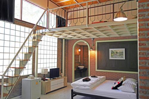 Uthai Thani Hôtel | บ้านก้ามปู อุทัยธานี