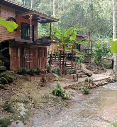 Mae On Cabine | สายน้ำและขุนเขาแม่กำปอง The River & Mountain maekampong