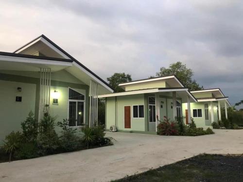 Wang Noi Station Balnéaire | ออมทรัพย์ รีสอร์ต