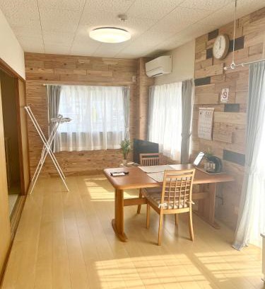 Mikawamachi Appartement | オレンジコーポ 201号室
