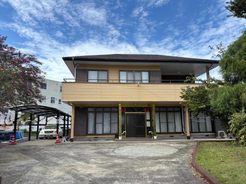 Mito Maison | 一棟貸しの宿 貸別荘 水戸ハウス Vacation Rental Mito House! Location is 1-2-55 Kanemachi Ibaraki Prefecture 場所は茨城県水戸市金町1-2-55です ドア横のキーボックスの番号はご予約後に,チェックイン情報を見る,をご覧下さい