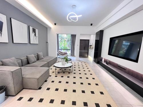 Lujiazui Appartement | 上海世博浦东三房别墅