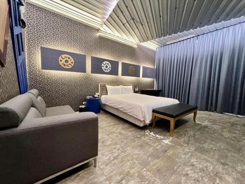 Changhua City Centre Maison | 九號行館No9 Hotel