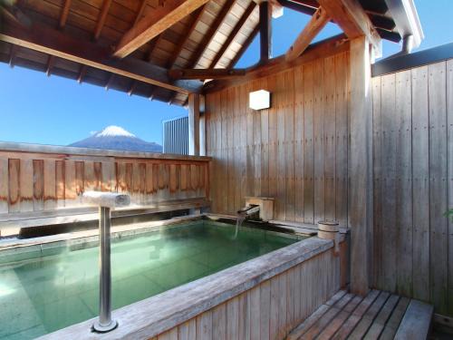 Fujinomiya Hôtel | 割烹旅館小川荘