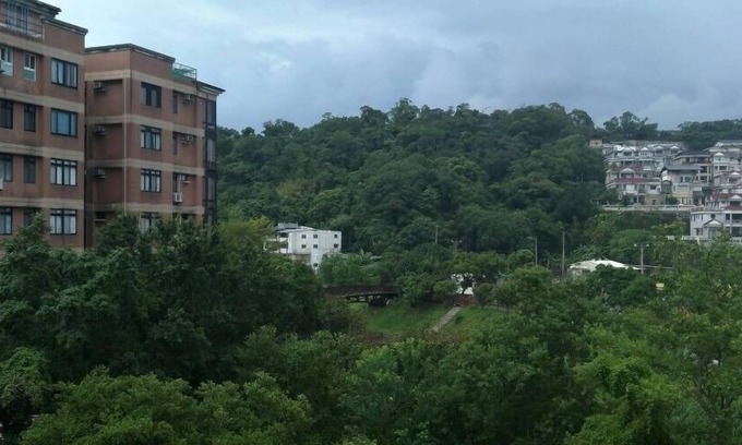 Xizhi District Appartement | Nature 近郊 鬧中取靜 的 好 地方 (內 湖 雅房) Nature à côté de la ville de Taipei