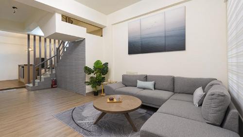 Wujie Maison | 宜蘭電梯包棟民宿 微光河畔