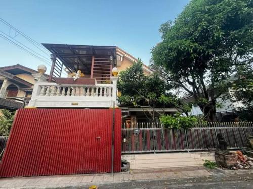 Khlong Chaokhunsing Appartement | 曼谷独栋Lat Phrao精品别墅