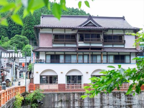 Tenkawa Hôtel | 洞川温泉湯宿丸文