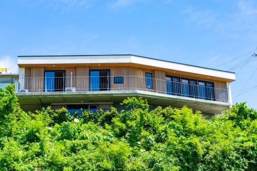 Shikiya Maison | 海と星の南城邸