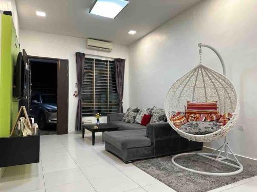 Kluang Maison | 简 民宿 居銮绿园 J Home Kluang Indah