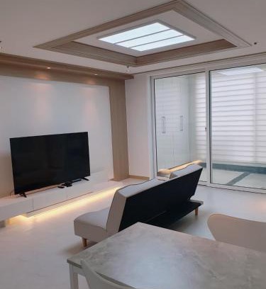 Dunsan-dong Appartement | 둔산동 한복판 아파트