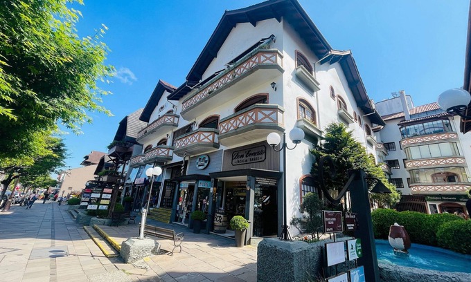 Gramado City Centre Appartement | 02 Dorm -Apenas 01 quadra da Rua Coberta