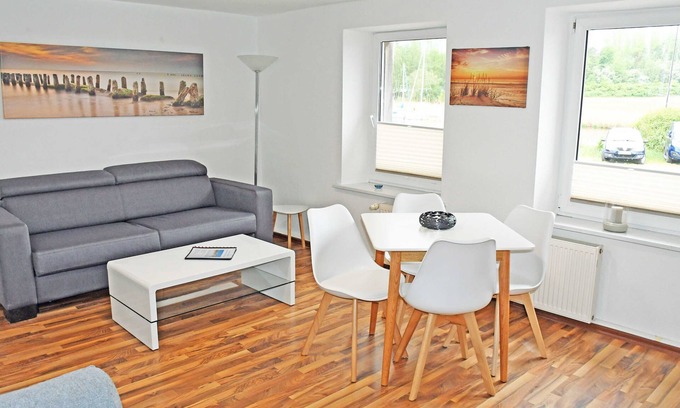 Seedorf Appartement | 02 Ferienwohnung m. Seeblick u. Terrasse am Hafen in Seedorf - Ferienwohnungen am Hafen in Seedorf