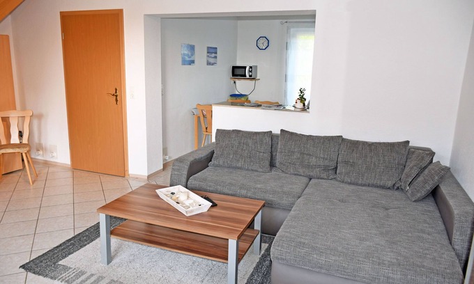 Sehlen Appartement | 02 Appartement de vacances Sehlen avec terrasse - appartements de vacances dans la famille Rügen Lenz