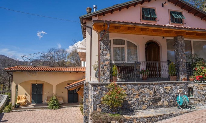 Varese Ligure Maison | 028 - Agriturismo "Il Boschetto" con PISCINA, Pace E Natura - Camera Familiare