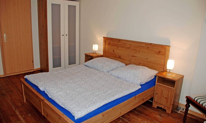 Ralswiek Appartement | 05 Appartement Ralswiek avec cheminée - Appartements dans le manoir Gnies