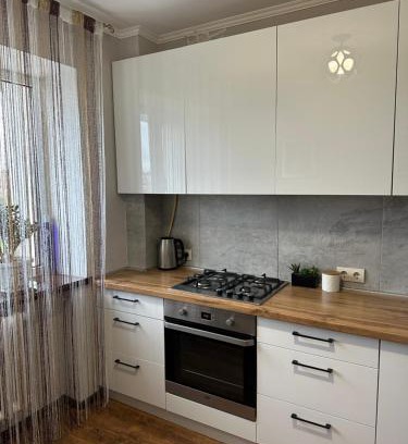 Rivne Appartement | 1 кім в Центрі з виглядом на Набережну