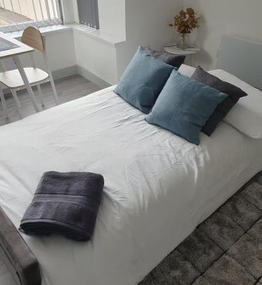Desborough Appartement | 1 & 2 Bed Apartments - Desborough, Kettering, Sleeps Upto 2 & 3, Free Parking, Family, Relocation, WIFI, Gateway