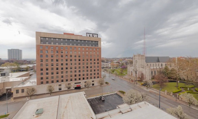 North Kansas City Appartement | 1.3 Miles To Union Station! 2 bedroom 2bath